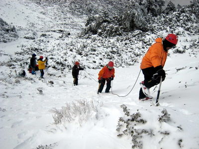 冰雪岩地形在登頂前才有較好的練習機會